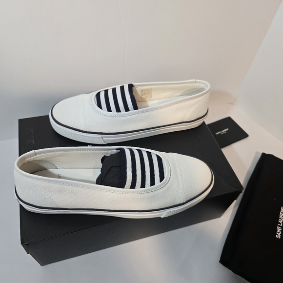 Saint Laurent White Sneakers - Picture 12 of 12